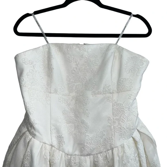 cream lace bandeau mini dress boohoo Women's Premium Lace Bandeau Mini Dress